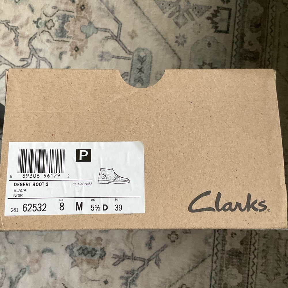 Clarks Dessert Boots - Picture 2 of 5